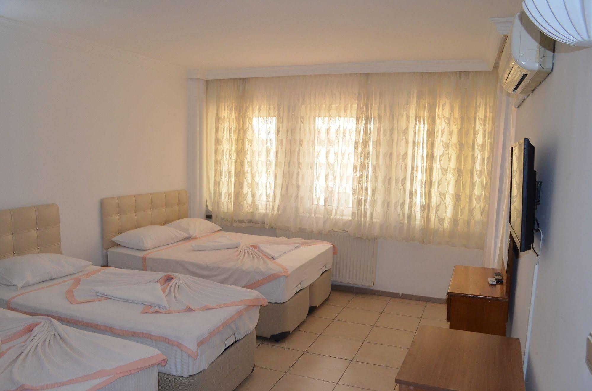 Hotel Prens Yildiz Ayvalı Extérieur photo